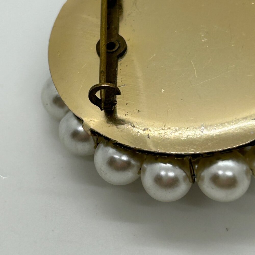 Vintage Faux Pearl Brooch Aurora Borealis Crystals Wreath Cluster 1950s Japan - Picture 7 of 13